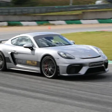 Stage de Pilotage Multivolant Duo - Circuit de Dijon-Prenois en région Bourgogne Stage de Pilotage Multivolant Duo - Circuit de Dijon-Prenois en région Bourgogne