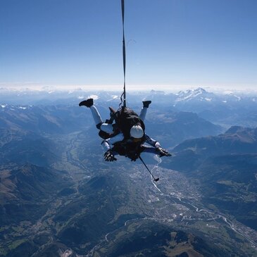 Saut en parachute, département Savoie