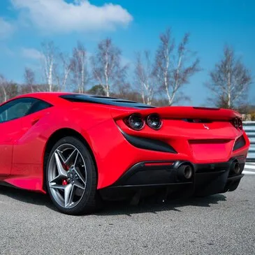 Réserver Stage de pilotage Ferrari en Bourgogne Réserver Stage de pilotage Ferrari en Bourgogne