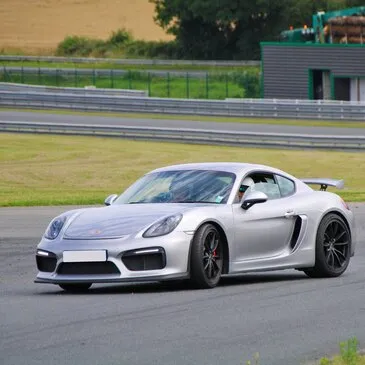 Baptême en Voiture de Sport en région Centre Baptême en Voiture de Sport en région Centre