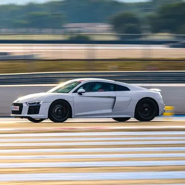 Stage en Audi R8 V10 - Circuit de Mireval Stage en Audi R8 V10 - Circuit de Mireval
