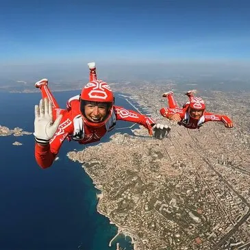 Simulateur de Chute Libre en région PACA et Corse Simulateur de Chute Libre en région PACA et Corse