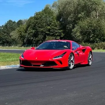 Stage de pilotage Ferrari proche Circuit de Dijon-Prenois Stage de pilotage Ferrari proche Circuit de Dijon-Prenois