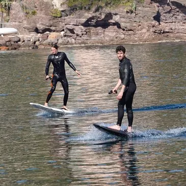 Théoule-sur-Mer, Alpes Maritimes (06) - Surf et Sport de Glisse Théoule-sur-Mer, Alpes Maritimes (06) - Surf et Sport de Glisse