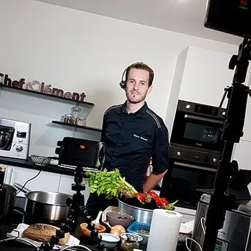 Cours de Cuisine Privé en Ligne avec un Chef Cours de Cuisine Privé en Ligne avec un Chef