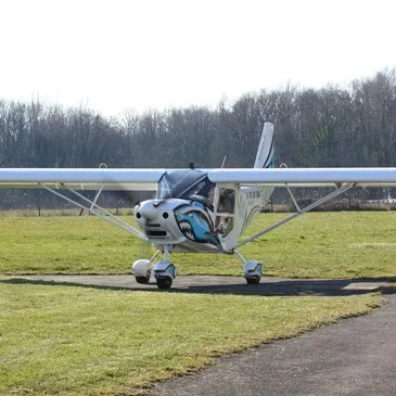 Baptême en ULM et Autogire proche Aérodrome du Champ Cadet Baptême en ULM et Autogire proche Aérodrome du Champ Cadet