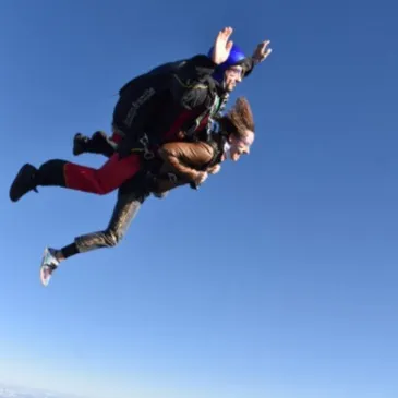 Saut en parachute en région Midi-Pyrénées Saut en parachute en région Midi-Pyrénées