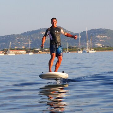 Surf et Sport de Glisse en région PACA et Corse