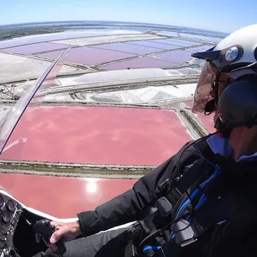 Vol en ULM Autogire à Nîmes - Survol de la Camargue Vol en ULM Autogire à Nîmes - Survol de la Camargue