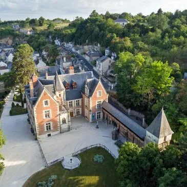 Baptême de l'air hélicoptère proche Aéroport Tours-Val de Loire