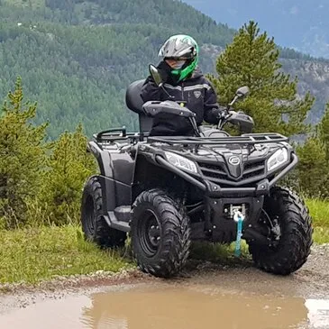 Quad & Buggy proche Vars