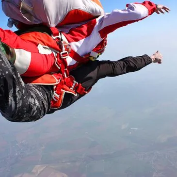 Saut en parachute en région Normandie Saut en parachute en région Normandie