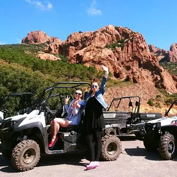 Randonnée en Buggy dans le Massif de l'Estérel Randonnée en Buggy dans le Massif de l'Estérel