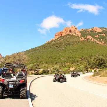 Randonnée en Buggy dans le Massif de l'Estérel en région PACA et Corse Randonnée en Buggy dans le Massif de l'Estérel en région PACA et Corse