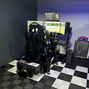 Simulateur de Pilotage Auto Pro à Angers en région Pays-de-la-Loire