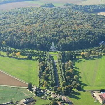 Baptême et Pilotage d'ULM Multiaxe à Château-Thierry en région Picardie Baptême et Pilotage d'ULM Multiaxe à Château-Thierry en région Picardie