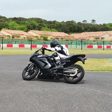 Circuit de Brissac, à 45 min de Montpellier, Hérault (34) - Stage de pilotage moto Circuit de Brissac, à 45 min de Montpellier, Hérault (34) - Stage de pilotage moto