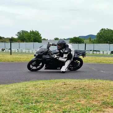Stage de pilotage moto proche Circuit de Carcassonne Stage de pilotage moto proche Circuit de Carcassonne