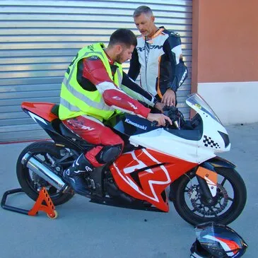 Stage de Pilotage en région Languedoc-Roussillon Stage de Pilotage en région Languedoc-Roussillon