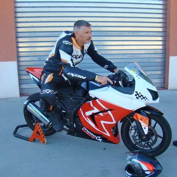 Stage de pilotage moto, département Bouches du Rhône Stage de pilotage moto, département Bouches du Rhône