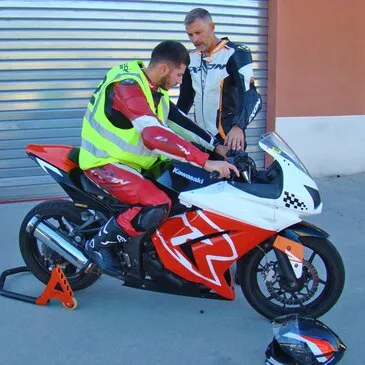 Stage de pilotage moto en région PACA et Corse Stage de pilotage moto en région PACA et Corse