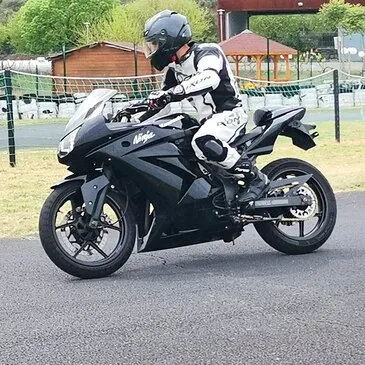 Circuit de Rognac, à 30 min de Marseille, Bouches du Rhône (13) - Stage de pilotage moto Circuit de Rognac, à 30 min de Marseille, Bouches du Rhône (13) - Stage de pilotage moto