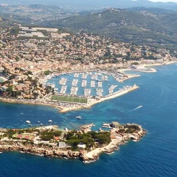 Baptême en ULM Autogire au Castellet en région PACA et Corse Baptême en ULM Autogire au Castellet en région PACA et Corse