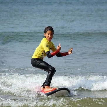 Initiation au Surf à Guidel près de Lorient Initiation au Surf à Guidel près de Lorient