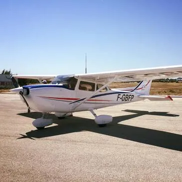 Aérodrome de Lognes-Émerainville, à 25 min de Paris, Paris (75) - Baptême de l’air avion Aérodrome de Lognes-Émerainville, à 25 min de Paris, Paris (75) - Baptême de l’air avion