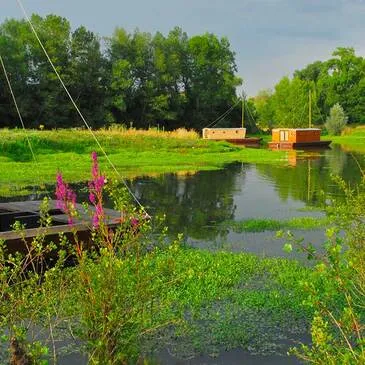 Chassenard, à 1h de Moulins, Allier (03) - Weekend et Hébergement Insolite Chassenard, à 1h de Moulins, Allier (03) - Weekend et Hébergement Insolite