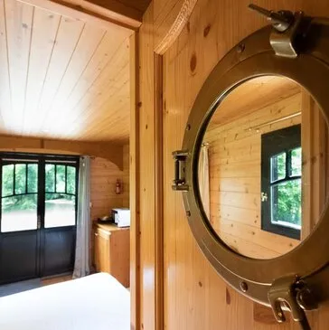 Weekend et Hébergement Insolite proche Bar-sur-Aube, à 1h de Troyes Weekend et Hébergement Insolite proche Bar-sur-Aube, à 1h de Troyes