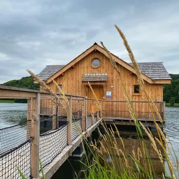 Nuit en Cabane Flottante avec Spa en Baie de Somme en région Picardie Nuit en Cabane Flottante avec Spa en Baie de Somme en région Picardie