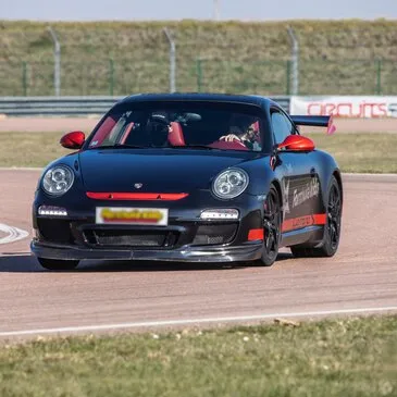 Stage de Pilotage pour Enfant proche Circuit de Fontenay-le-Comte