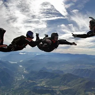 Stage Parachutisme PAC, département Bouches du Rhône Stage Parachutisme PAC, département Bouches du Rhône