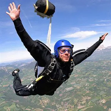 Stage Parachutisme PAC en région PACA et Corse Stage Parachutisme PAC en région PACA et Corse