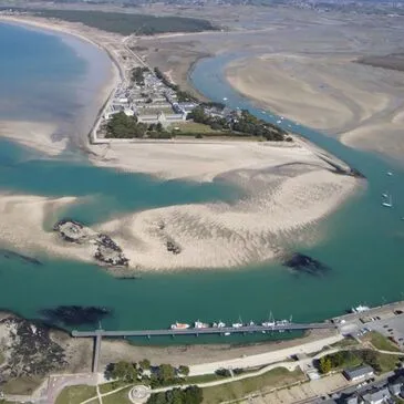 Baptême de l'air hélicoptère proche Aéroport Saint-Nazaire Montoir Baptême de l'air hélicoptère proche Aéroport Saint-Nazaire Montoir