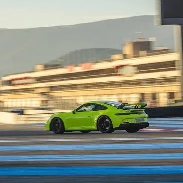 Baptême en Voiture de Sport proche Circuit du Castellet