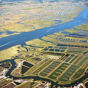 Vol en Montgolfière à Rochefort - L'Ile d'Oléron en région Poitou-Charentes Vol en Montgolfière à Rochefort - L'Ile d'Oléron en région Poitou-Charentes