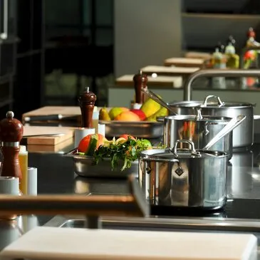 Cours de Cuisine chez Grégory Coutanceau à La Rochelle  en région Poitou-Charentes Cours de Cuisine chez Grégory Coutanceau à La Rochelle  en région Poitou-Charentes