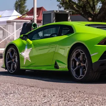 Stage Enfant en Lamborghini à Château-Gaillard en région Rhône-Alpes