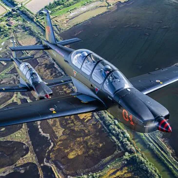Baptême en avion de voltige proche Aérodrome de Candillargues Baptême en avion de voltige proche Aérodrome de Candillargues