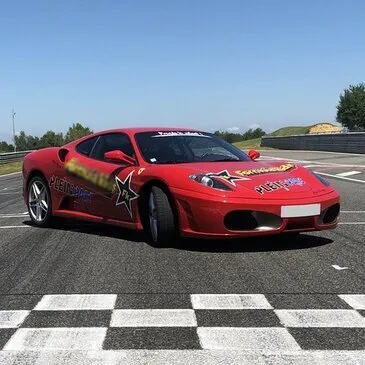 Stage de Pilotage Enfant en Ferrari F430 près d&#39;Orléans
