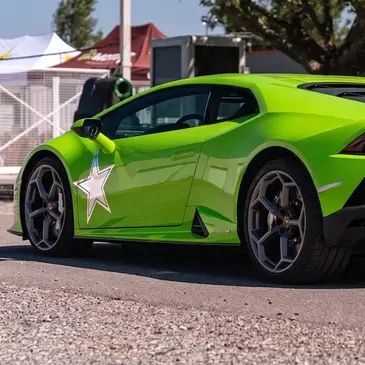 Stage de Pilotage Enfant en Lamborghini près d'Orléans en région Centre Stage de Pilotage Enfant en Lamborghini près d'Orléans en région Centre