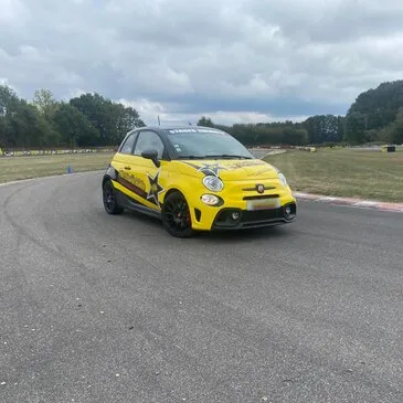 Saint-Benoît-sur-Loire, à 40 min d'Orléans, Loiret (45) - Stage de Pilotage pour Enfant Saint-Benoît-sur-Loire, à 40 min d'Orléans, Loiret (45) - Stage de Pilotage pour Enfant