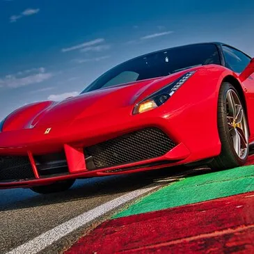Stage en Ferrari 488 GTB - Circuit du Roussillon Stage en Ferrari 488 GTB - Circuit du Roussillon