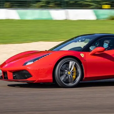 Stage de pilotage Ferrari proche Rivesaltes - Grand Circuit du Roussillon Stage de pilotage Ferrari proche Rivesaltes - Grand Circuit du Roussillon