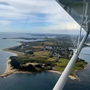 Baptême en ULM Multiaxe dans le Golfe du Morbihan Baptême en ULM Multiaxe dans le Golfe du Morbihan