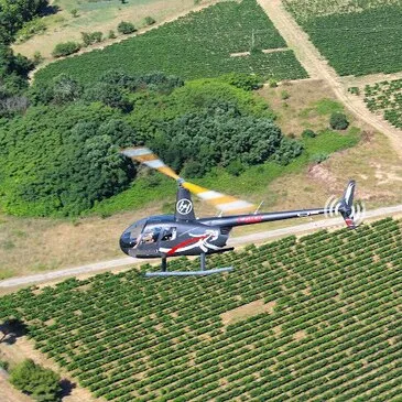 Aérodrome d'Angoulême, Charente (16) - Baptême de l'air hélicoptère Aérodrome d'Angoulême, Charente (16) - Baptême de l'air hélicoptère