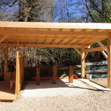 Weekend et Hébergement Insolite en région Rhône-Alpes Weekend et Hébergement Insolite en région Rhône-Alpes