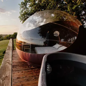Nuit en Bulle avec Bain Nordique à Margouët-Meymes Nuit en Bulle avec Bain Nordique à Margouët-Meymes